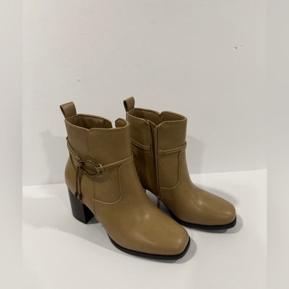croft & barrow Shoes - Croft & Barrow Tan Ankle Boots Women’s 5.5 Medium Block Heel Side Zip NWOT